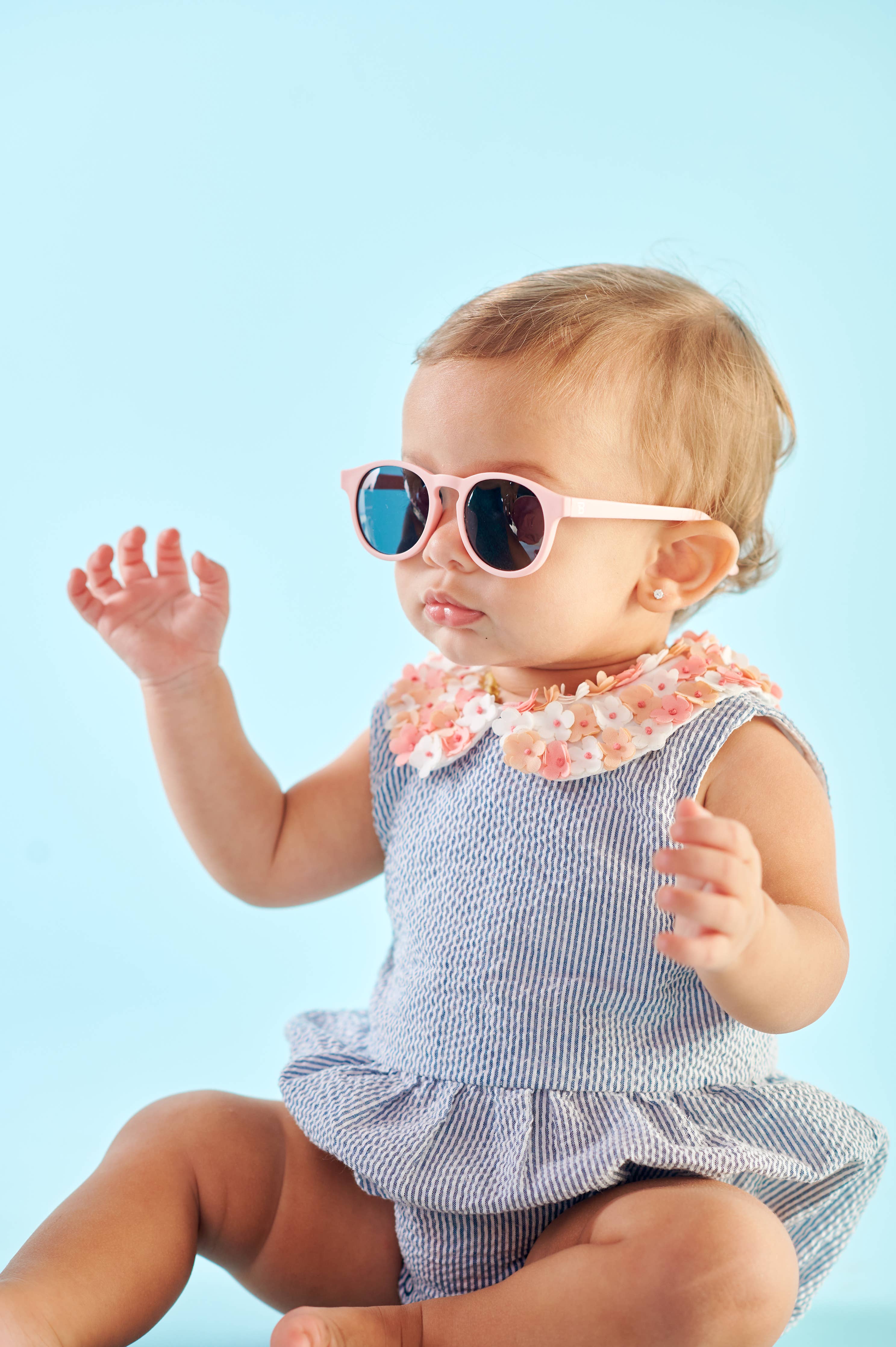 Ballerina Pink Keyhole Sunglasses