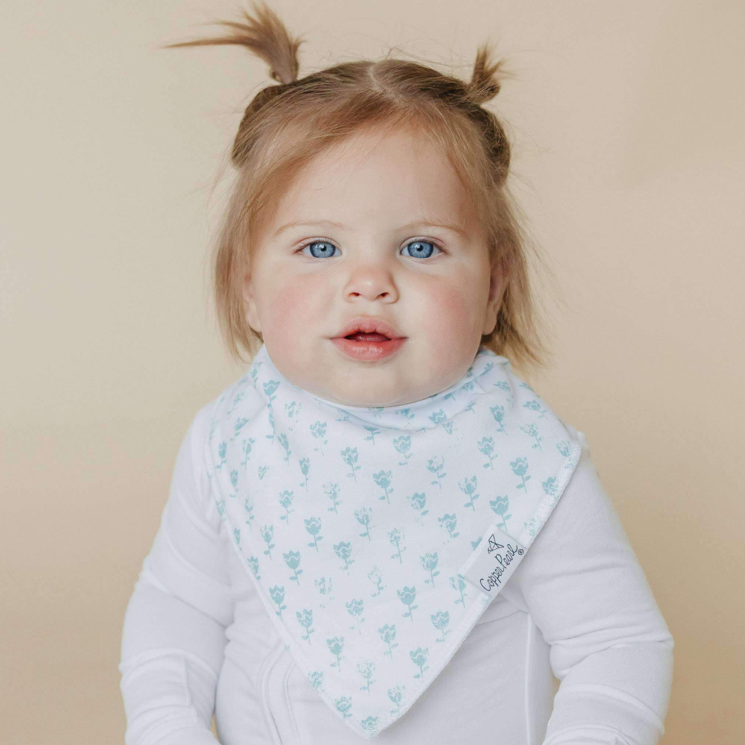 Claire Bandana Bib Set