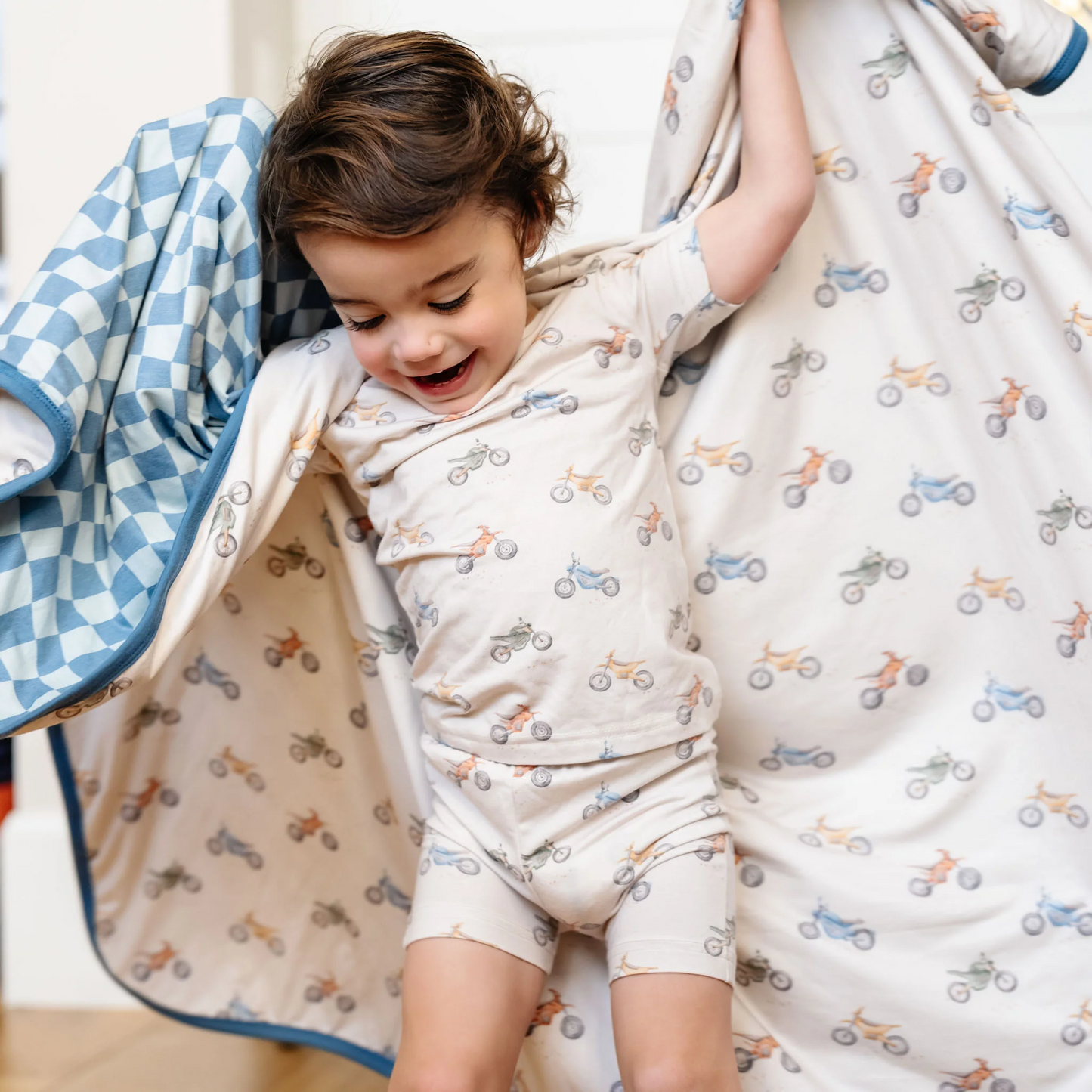 Ryder 3-Layer Stretchy Quilt