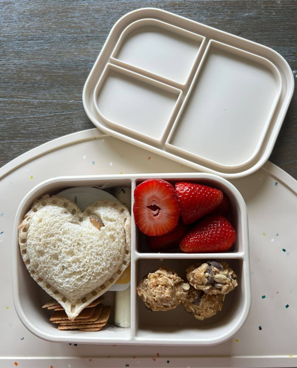 Ali+Oli Leakproof Silicone Bento Box (Coco) Back to School
