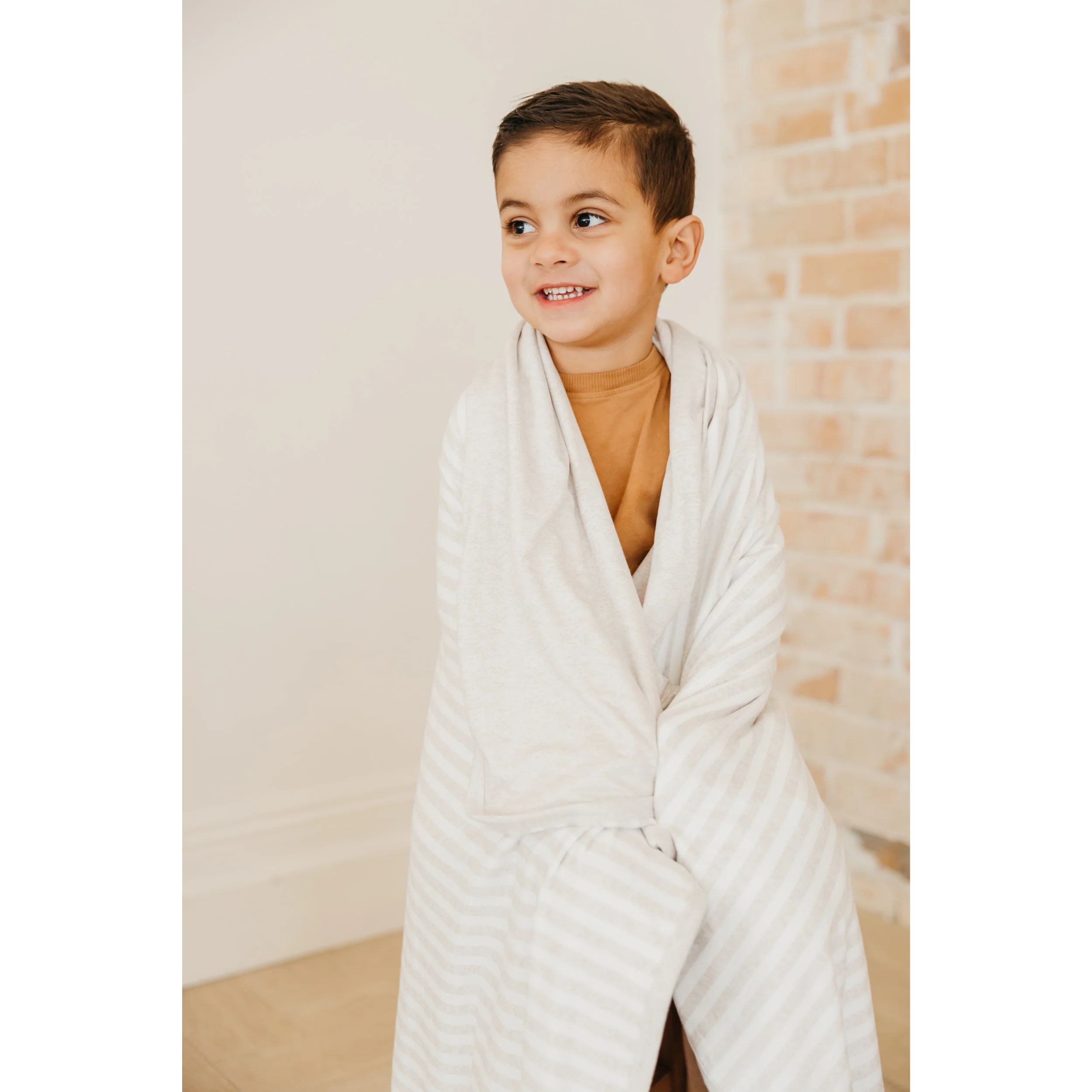 Coastal 3-Layer Stretchy Quilt