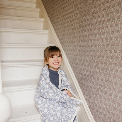 Lacie 3-Layer Stretchy Quilt