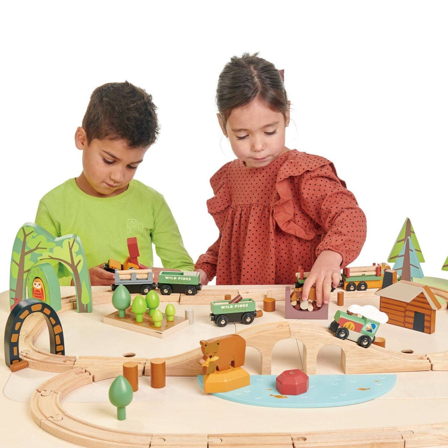 Wild Pines Train Set