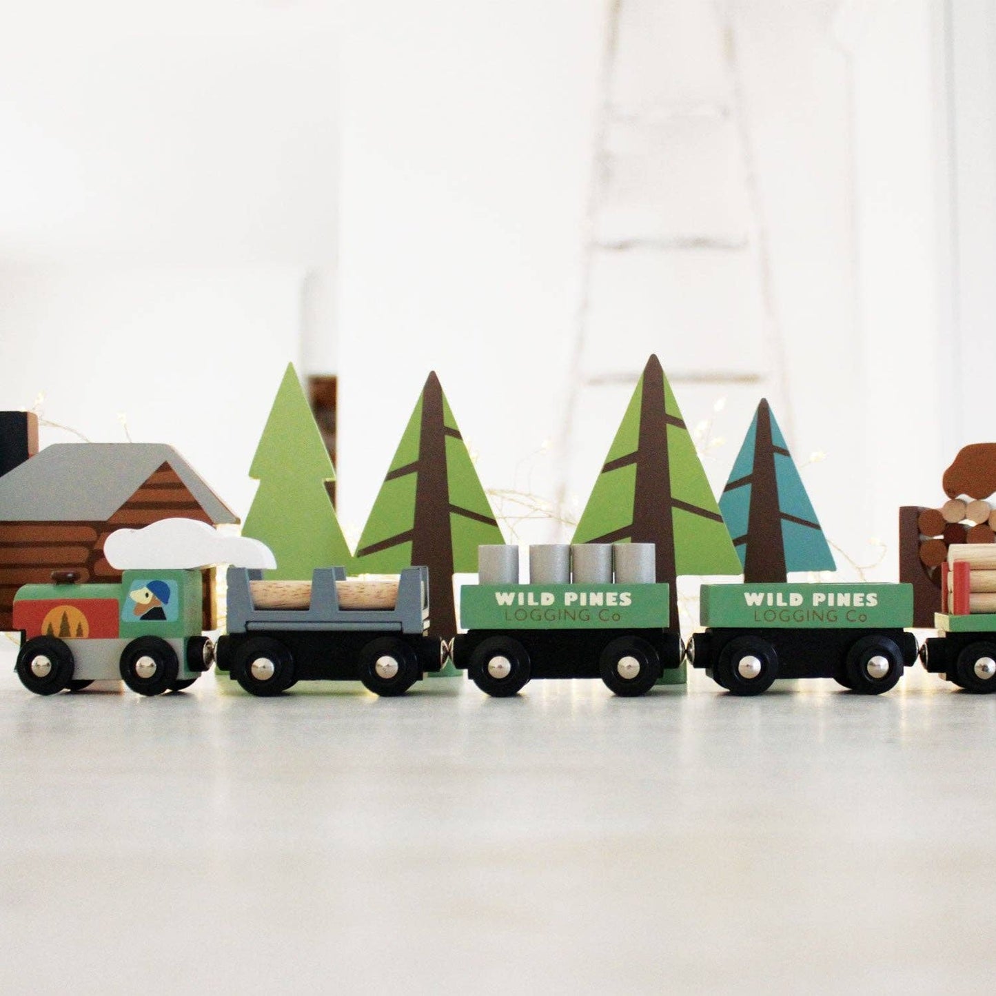 Wild Pines Train Set