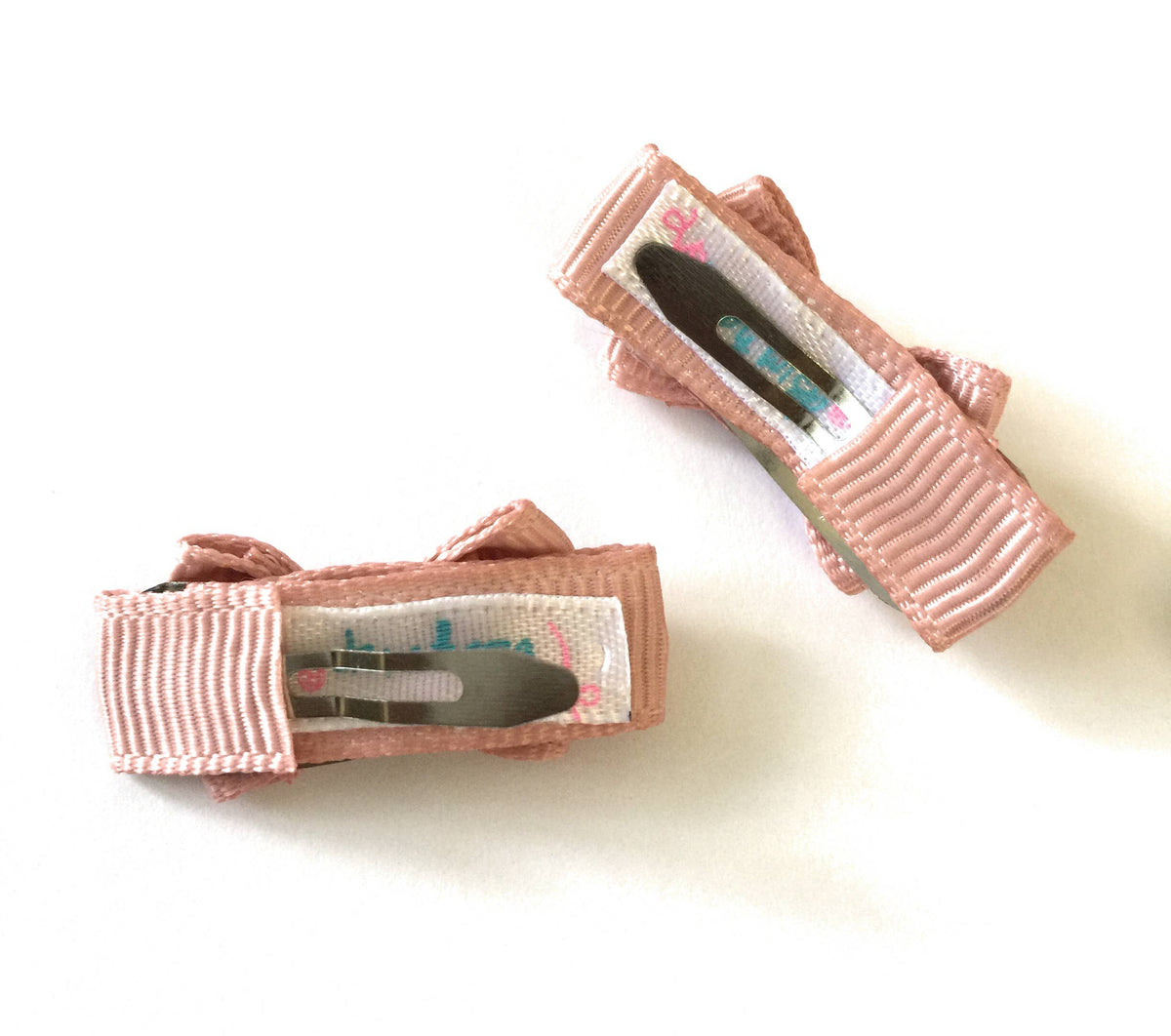 Tiny Tuxedo Bows on Snap Clips (Set of 5): Avocado Toast