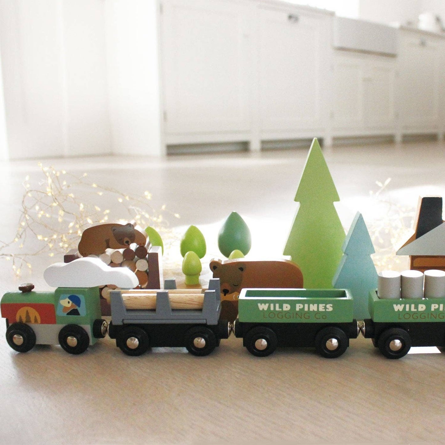 Wild Pines Train Set