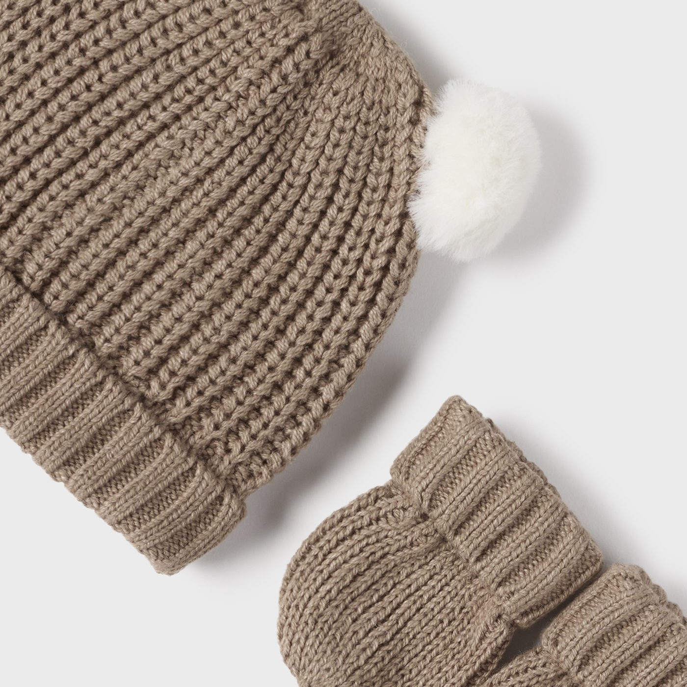 Tiramisu Hat Mitten Set