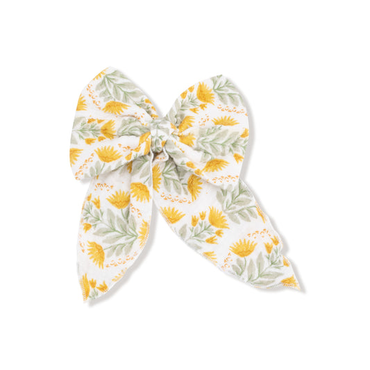 Winter Dandelion Bow Clip