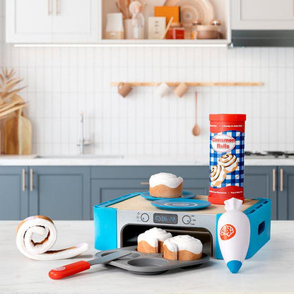 Pretendables Cinnamon Roll Set